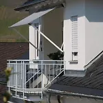 Roussel Restaurant Lägenhet *
