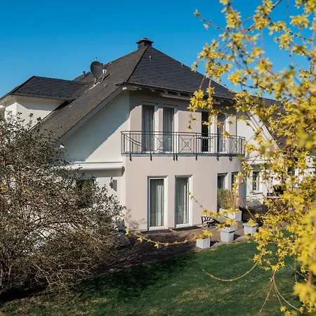 Roussel Restaurant *