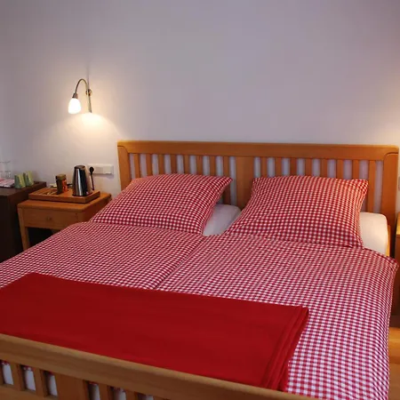 Roussel Restaurant Apartamento