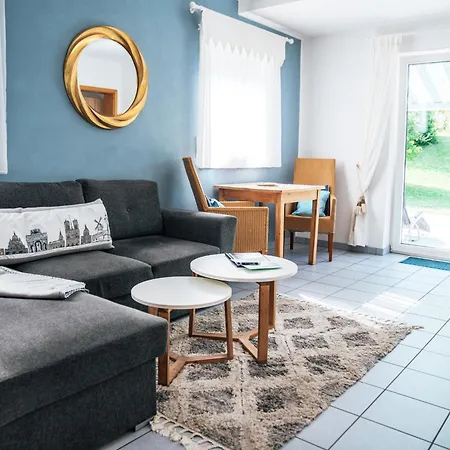 Roussel Restaurant Apartamento *