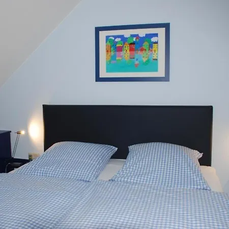 Feriendomizil&weingut Roussel Mit Restaurant La Bonne Adresse Bernkastel-Kues