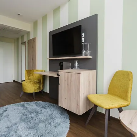 Apartment Roussel Restaurant *