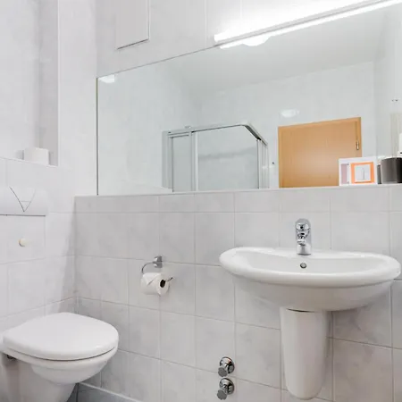 Apartman Roussel Restaurant *