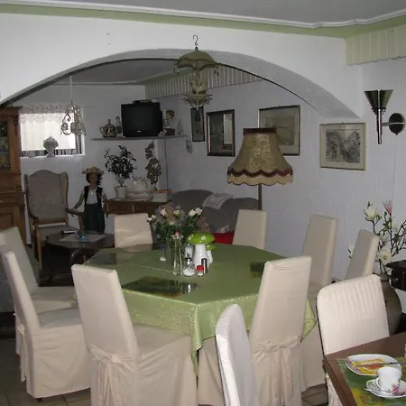 Roussel - Restaurant Verbandsgemeinde Bernkastel-Kues