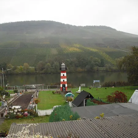 Roussel - Restaurant Apartmán Bernkastel-Kues