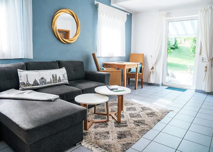 Roussel Restaurant 아파트 *