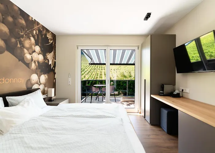 Roussel Restaurant 베른카슈텔쿠에스